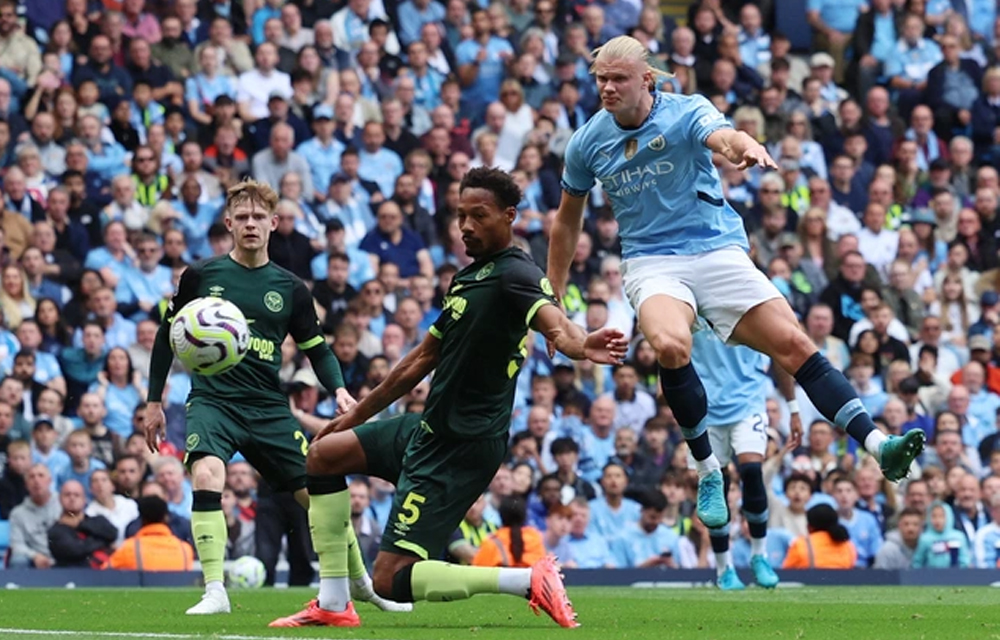 Tổng số bàn thắng tại Bayern Munich: 64 bàn sau 62 trận