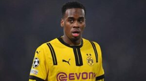 Phát biểu của Giám đốc thể thao Dortmund